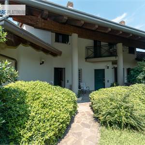 Farmhouse for Sale in Seregno