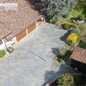 3+ bedroom apartment for Sale in Carate Brianza
