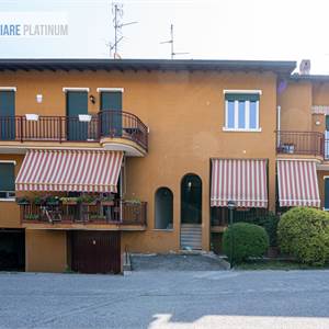 2 bedroom apartment for Sale in Biassono