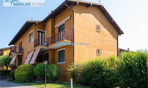 AMPIO 3 LOCALI CON GIARDINO 