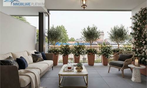 AMPIO 4 LOCALI CON TERRAZZO! 