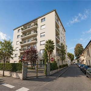 3+ bedroom apartment for Sale in Monza